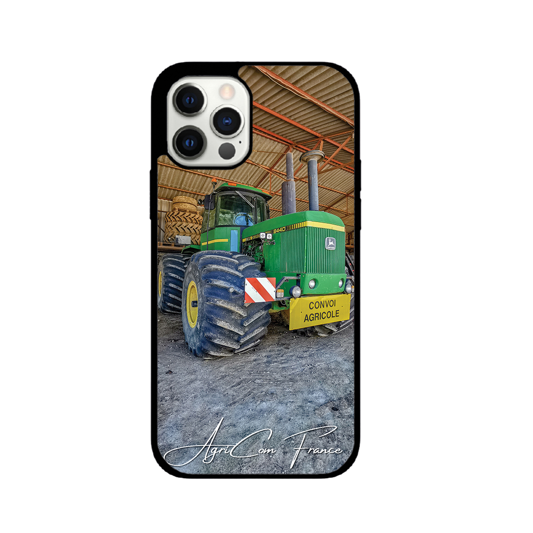 John Deere 8440 hull