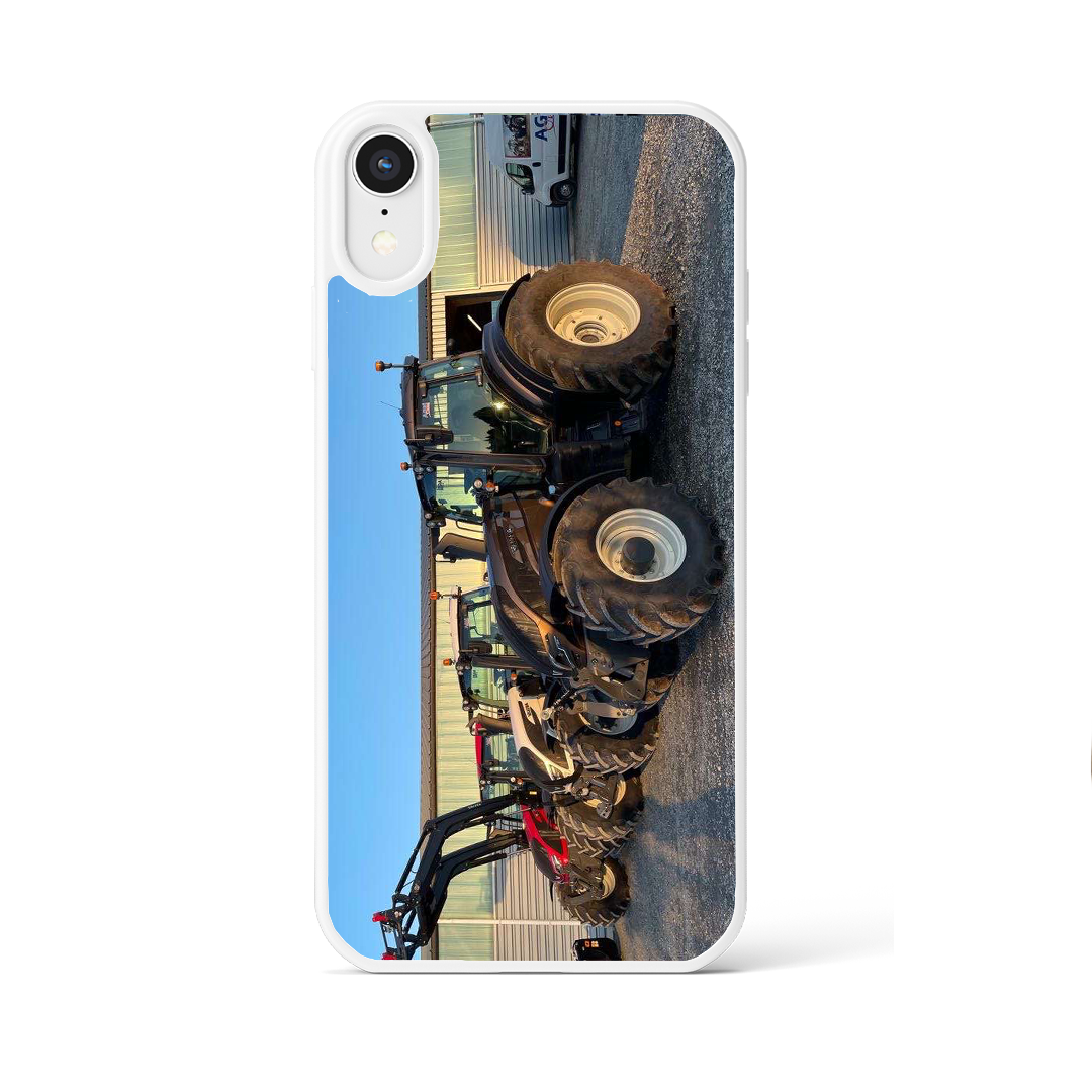 Coque avec 3 Valtra