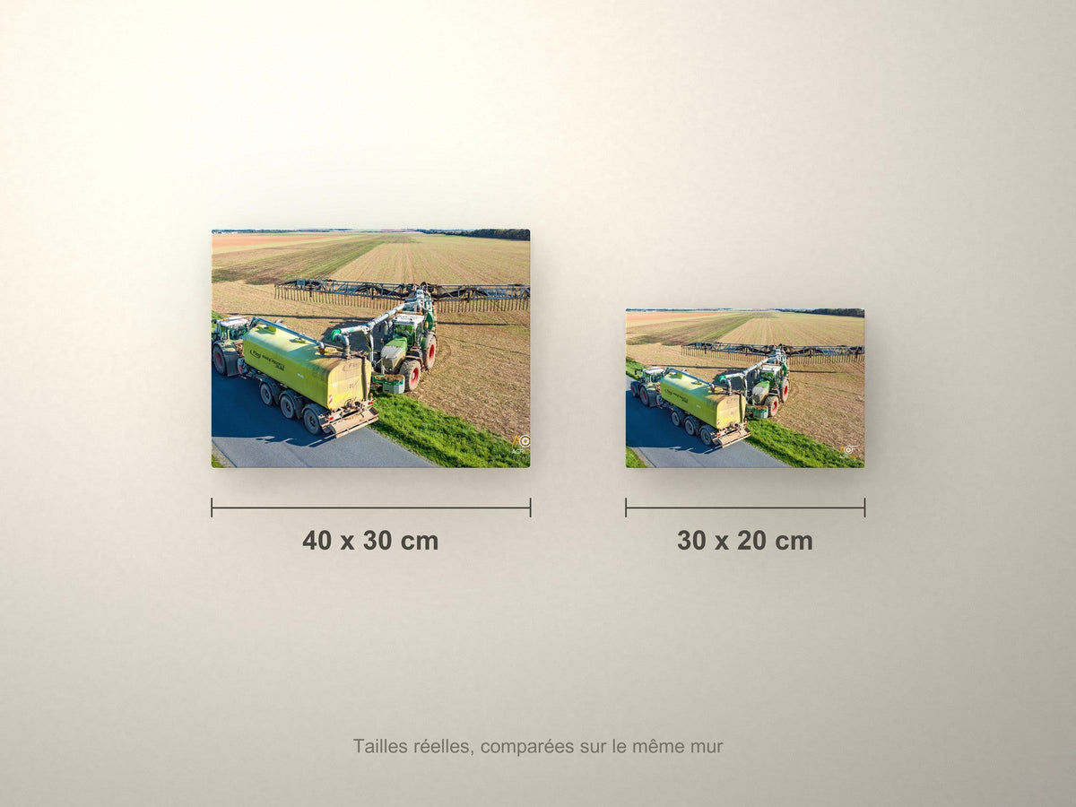 Plaque métallique Fendt lisier — formats comparés en centimètres