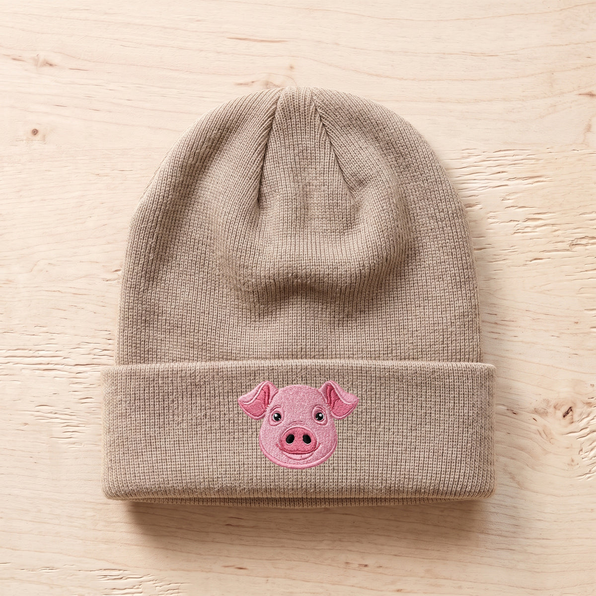 Bonnet brodé - Cochon