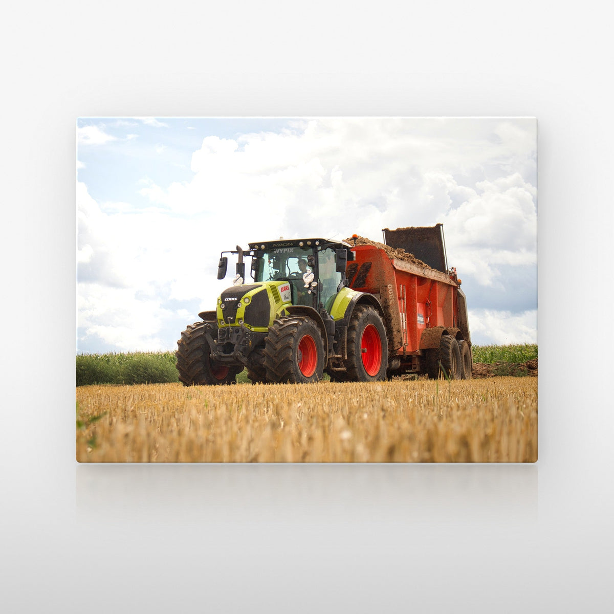 Poster métallique Claas et benne rouge — plaque sur fond neutre