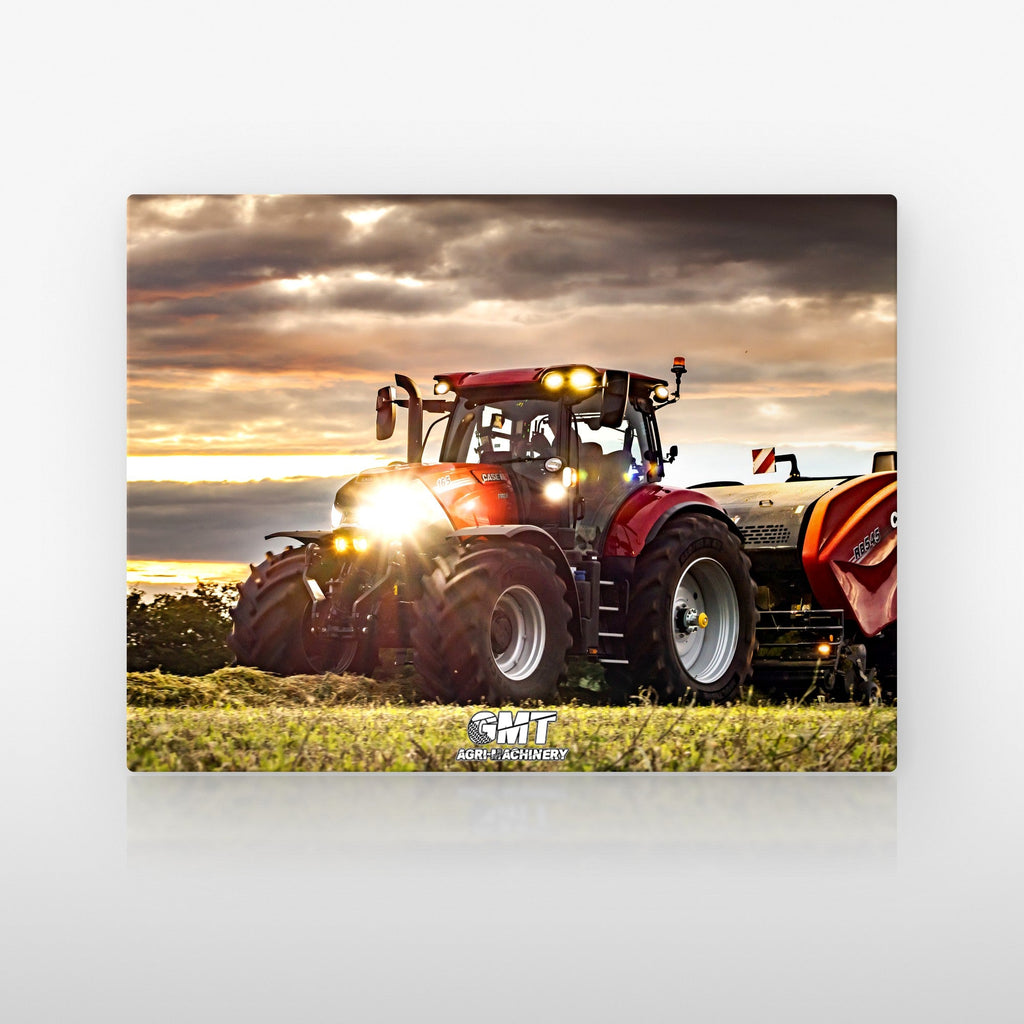 Poster métallique GMT Case — plaque sur fond neutre