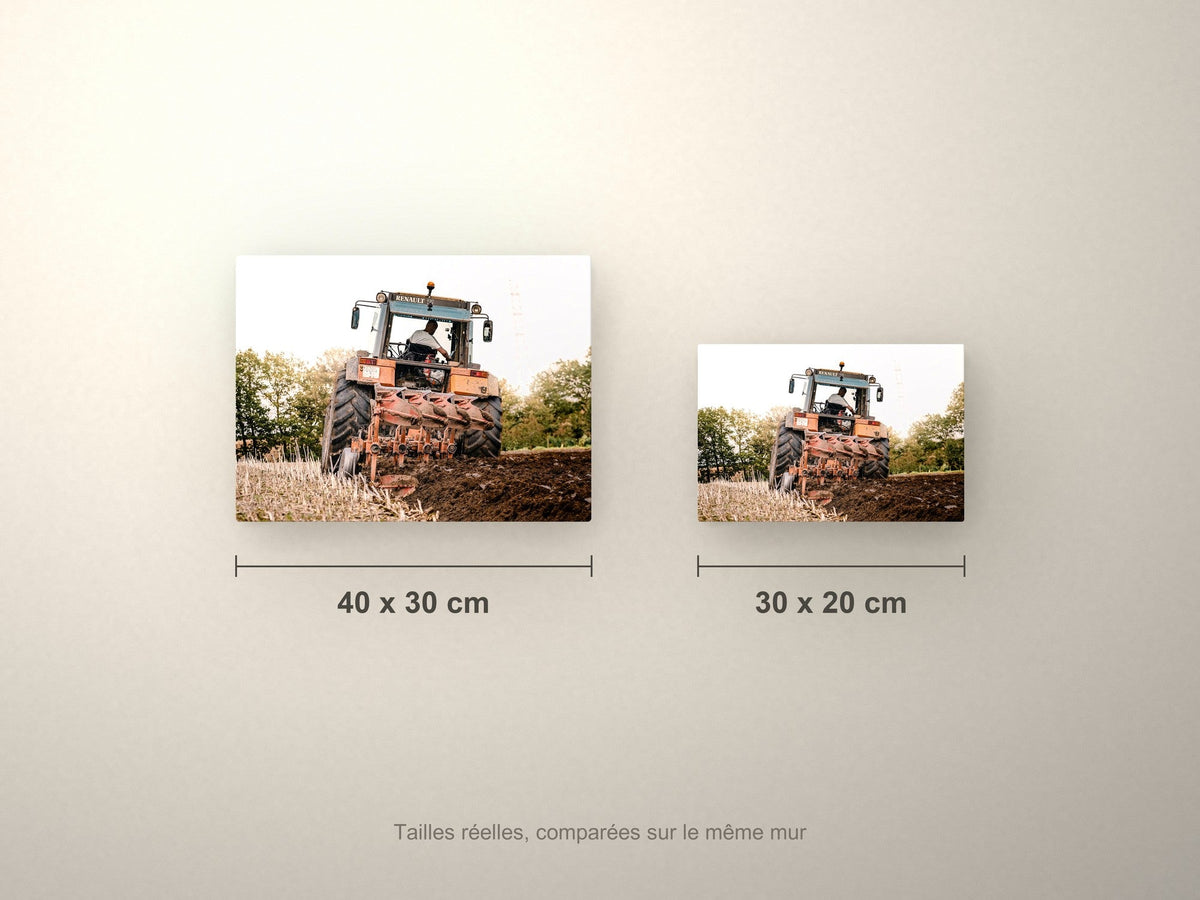 Poster métallique Renault 133.54 — formats 40x30 et 30x20 cm comparés